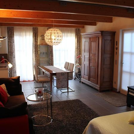Le Coq Nientiedt Bed & Breakfast Rösrath Dış mekan fotoğraf